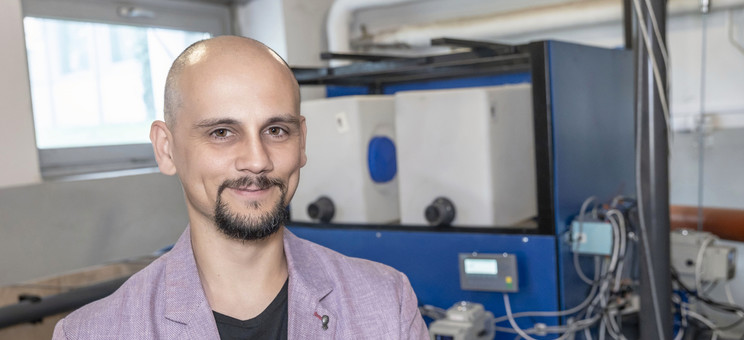 Dr inż. Kamil Pochwat,