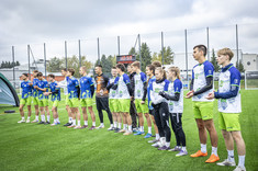 Zawodnicy sekcji sportowych przed meczem podczas otwarcia nowego kompleksu sportowego Politechniki Rzeszowskiej, 
