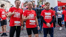 Zawodnicy Klubu Biegacza biegnący w Biegu Niepodległości w Rzeszowie