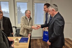 Od lewej: mgr inż. R. Schab, prof. PRz R. Zajdel, prof. PRz M. Korkosz, 